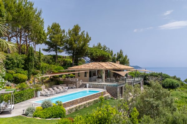 Villa Vue d'Azur: Luxury villa for rent in L'Escalet, Ramatuelle